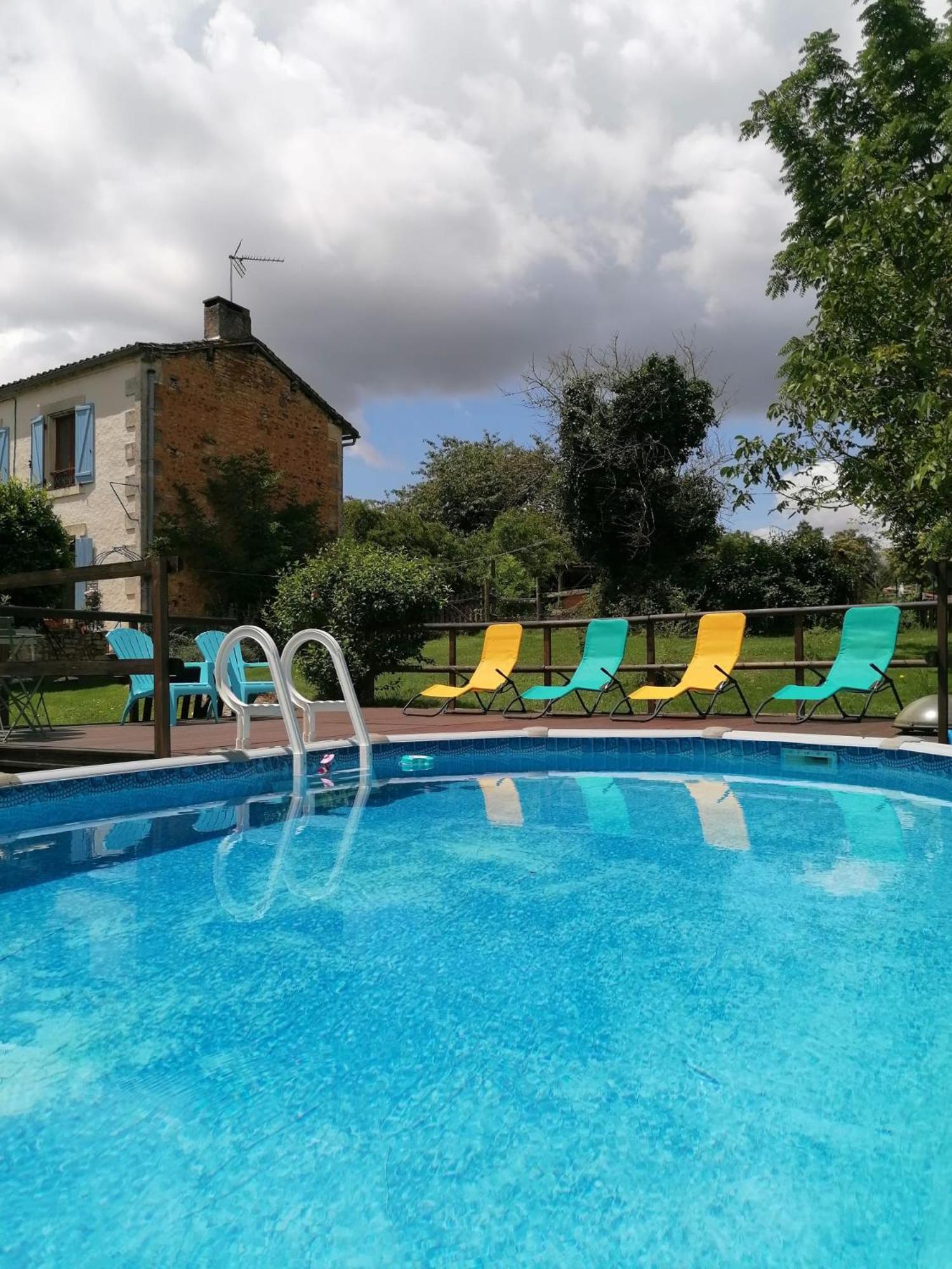 Le Verger Du Paradis Beaulieu-sur-Sonnette ภายนอก รูปภาพ